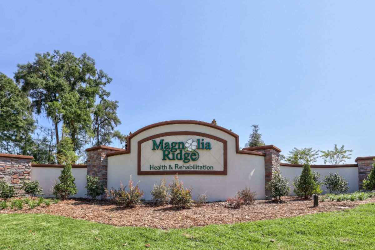 Magnolia Ridge Rehab Center Entrance Sign